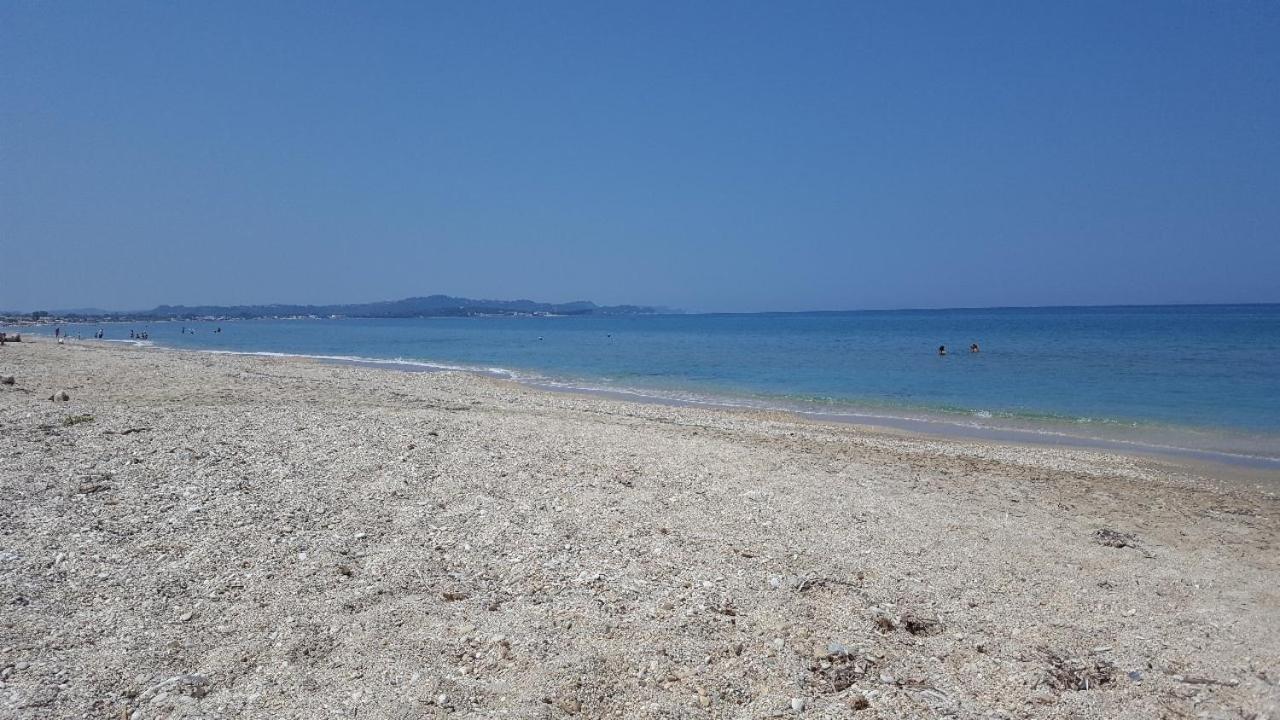 Dalas Beach House Almiros Beach Bagian luar foto